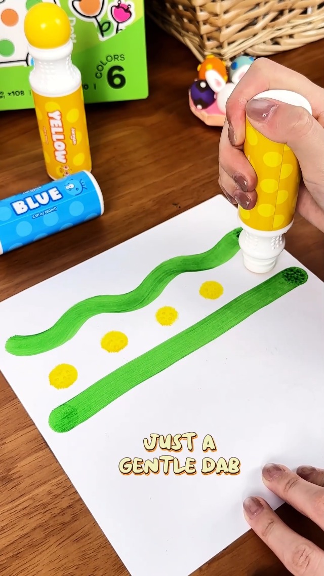 Amazon.com: Jar Melo Washable Dot Markers for Toddlers, 12 Colors